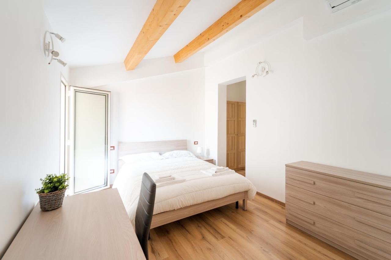 Historic Center New Apartment - Catania Stays ภายนอก รูปภาพ